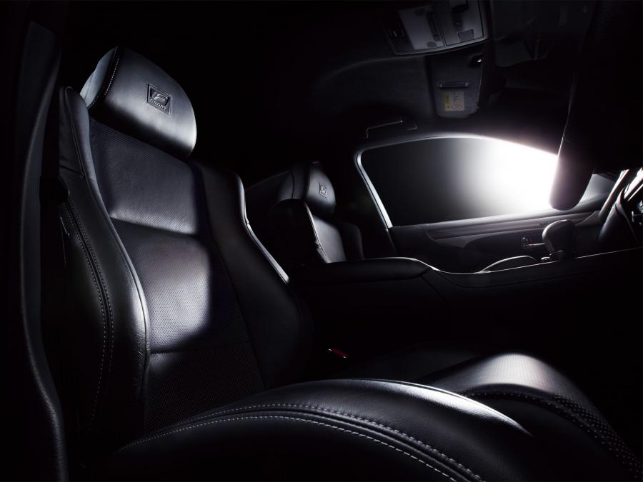  Lexus LS460 F-Sport 2012 года  (JP) (фото 2 из 2)